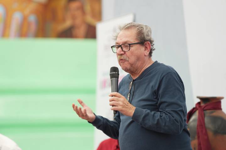 Fondo de Cultura Económica entrega 2 mil libros a Normales de Michoacán: Iemsysem