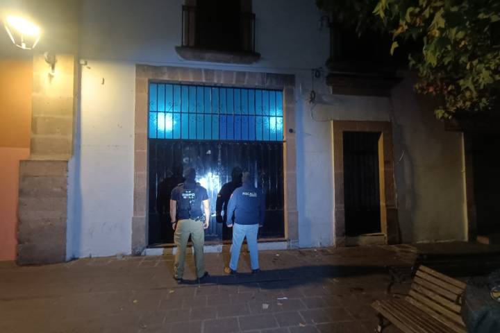Ejecuta FGE cateo en el Centro de Morelia; asegura más de 270 dosis de metanfetamina