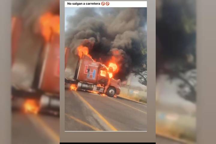 Bloqueos y quema de vehículos en distintos puntos de Michoacán y Jalisco, tras operativo Tapalpa