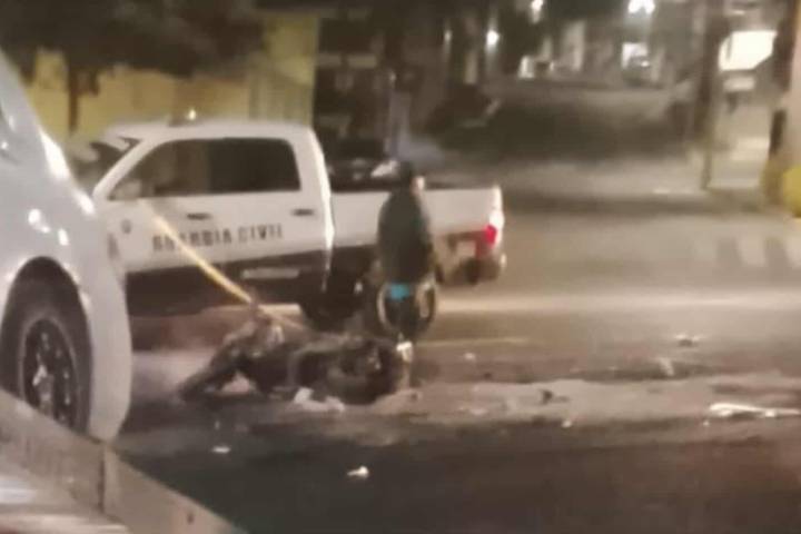 Choque entre moto y auto deja un muerto en la colonia Vasco de Quiroga