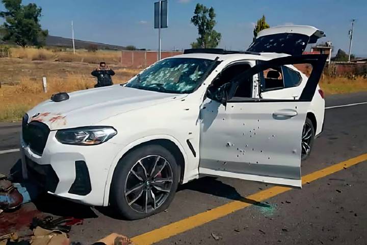 Policías abaten a tres presuntos delincuentes en enfrentamiento en La Piedad