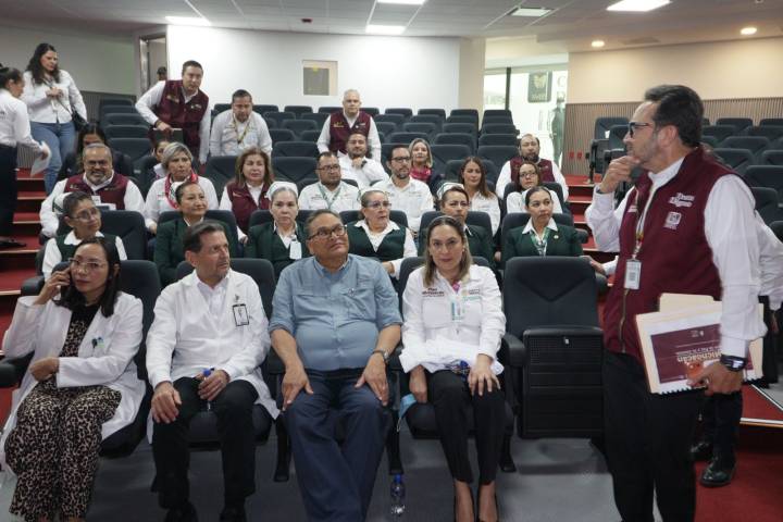 Supervisan autoridades del IMSS avances  del Plan Michoacán por la Paz y la Justicia