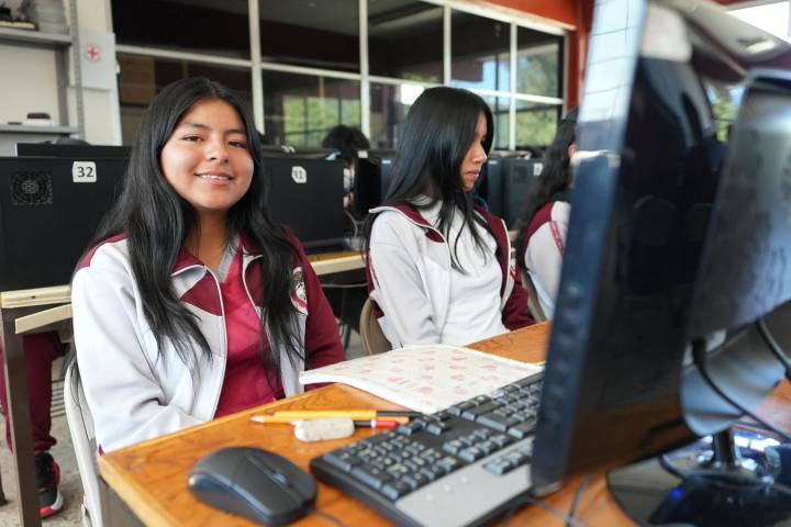 Con Plan Michoacán, 7 mil estudiantes michoacanos se capacitan en Inteligencia Artificial