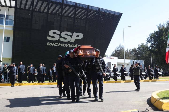 Con honor y gratitud, la Guardia Civil despide a la policía Karla Patiño, caída en cumplimiento del deber