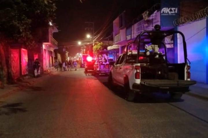 Empistolados balean a masculino en la colonia Santa Catarina, Uruapan