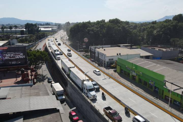 Puente "La Hielera" en Uruapan, de un cruce caótico a un espacio de convivencia: SCOP  