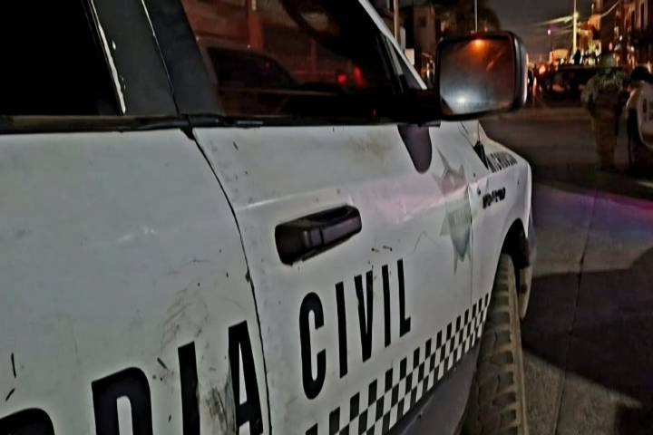 Balean vivienda y dejan narcomensaje, al norte de Uruapan; hay un herido