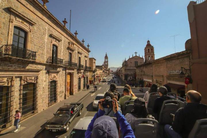 Turismo detona empleos y economía en Morelia: Alfonso Martínez