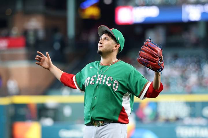 México arranca con triunfo