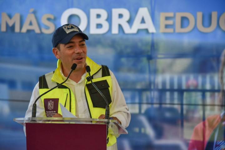 Michoacán y Federación modernizan escuelas desde nivel básico hasta superior: Rogelio Zarazúa
