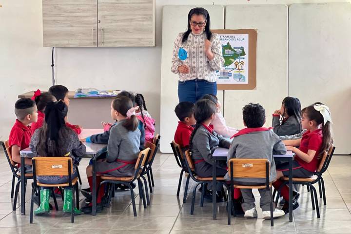 Adolfo Torres Ramírez fortalece educación sobre el cuidado del agua en escuelas de Morelia
