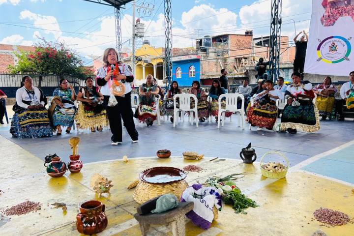 En Ichán, encabeza FGE primer Encuentro Regional de Mujeres Purépechas