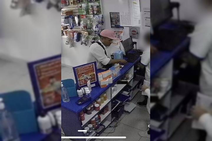 Empistolado le roba dinero a repartidor Uber y sujeto armado asalta farmacia en el centro de Morelia