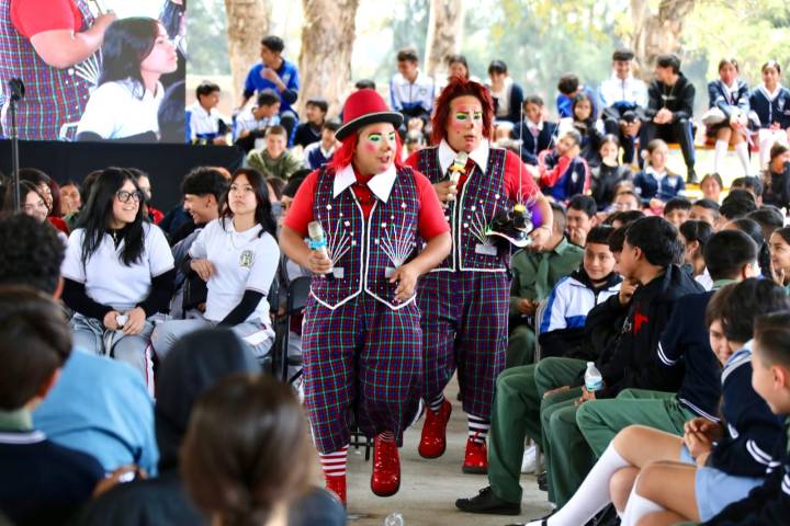 Impulsa Fiscalía General cultura de ciberseguridad entre estudiantes mediante foro "Desconek-tate, Rekonek-tate"