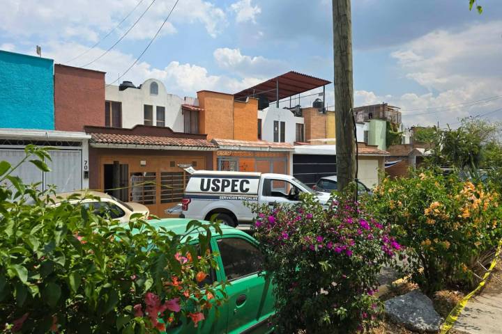 Hallan a hombre asesinado dentro de su domicilio en el fraccionamiento Batalla de Morelia