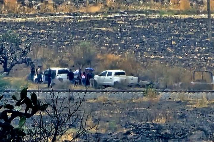 Localizan cadáver en avanzado estado de descomposición a un costado de las vías del tren en La Piedad