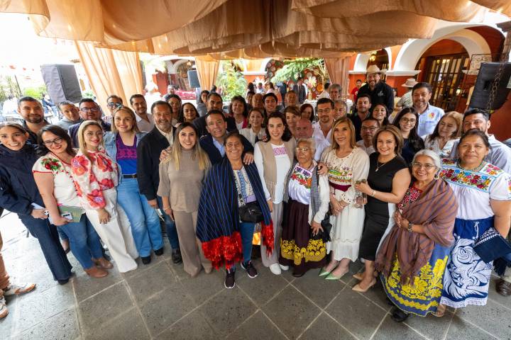 Secretarías de Turismo de estatal y federal se reúnen con el sector turístico de la región Pátzcuaro