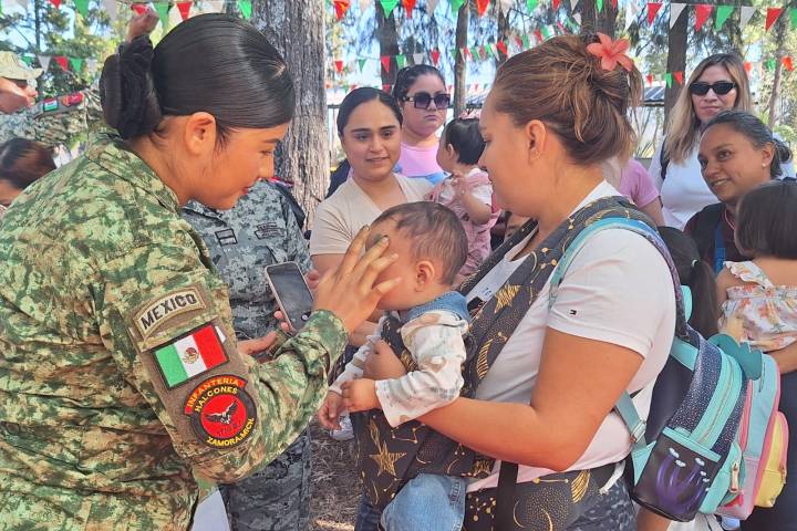 Ejército Mexicano realiza un Paseo Dominical en Zamora