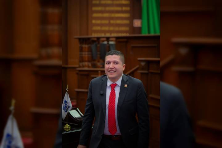 Aprueba Congreso del Estado iniciativa del Dip. Vicente Gómez para el manejo, reciclaje y reúso de la basura electrónica