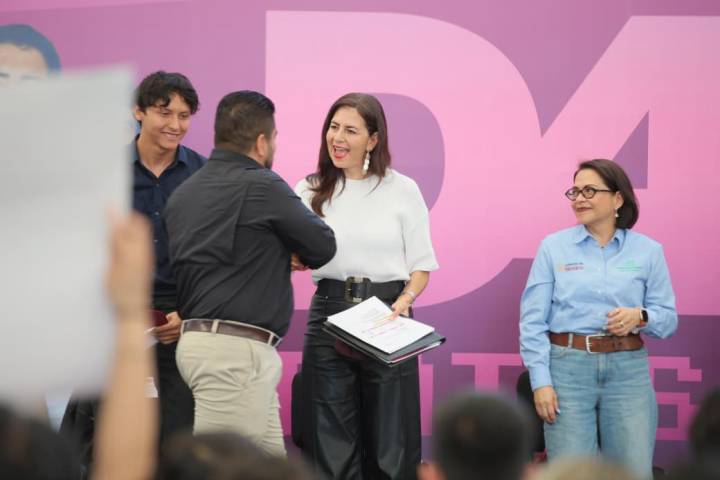 Con D4TA, Michoacán es punta de lanza contra brecha digital: Gabriela Molina