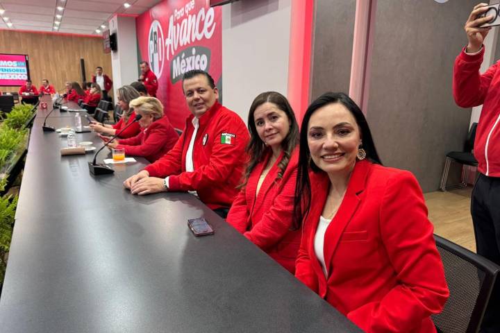 Encabezan en Michoacán Edna Martínez, Adriana Hernández y Memo Valencia la Defensa por México