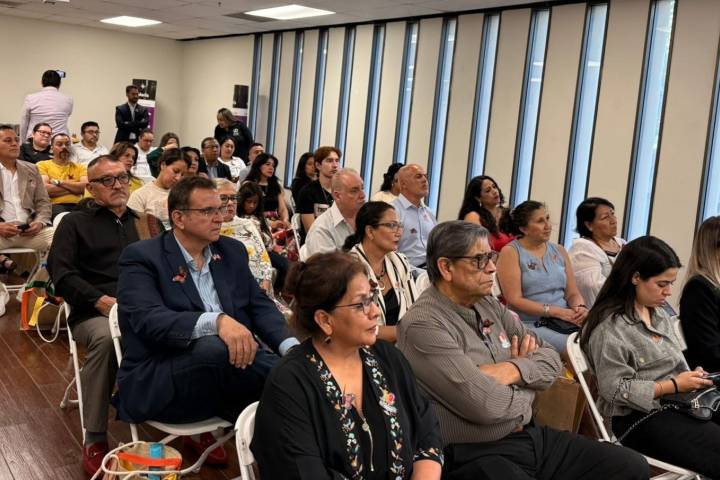 Michoacán presenta oferta turística y aérea en California: Sectur