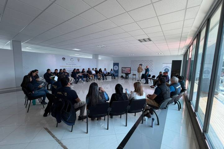 Impulsa FGE profesionalización para prevenir y atender conflictos derivados de la violencia en Uruapan