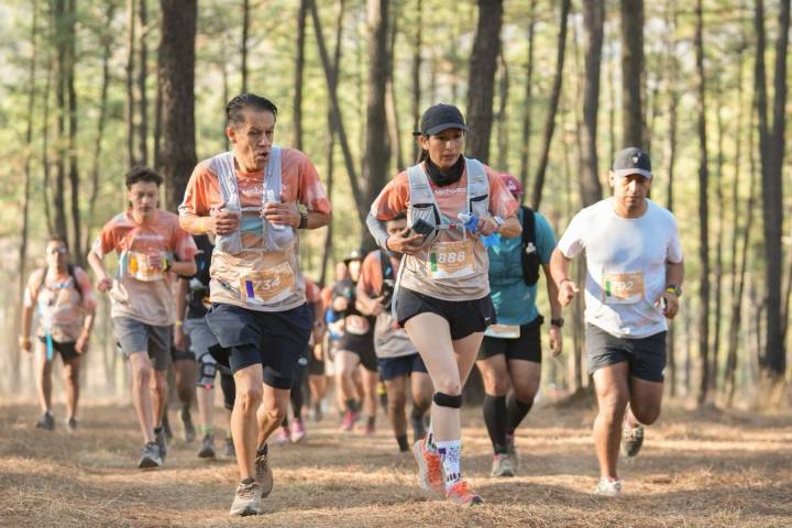 Ultra Senderos de los Lagos reúne a 550 atletas en la presa de Cointzio