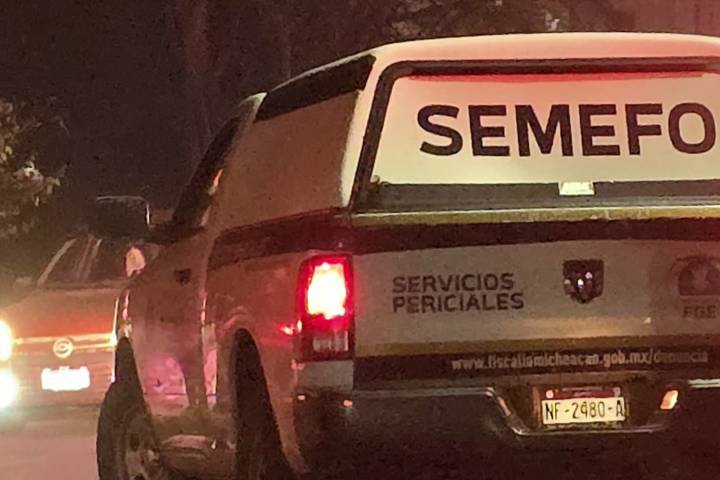 Peatón muere atropellado por vehículo en la Siglo XXI; motociclista derrapa al esquivar el cuerpo