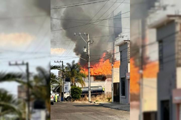 Incendio de pastizal quema la palapa del Restaurante Brisas del Mar