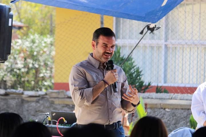 Yankel Benítez inaugura Huerto Comunitario de Telesecundaria 'Fernando Montes de Oca'