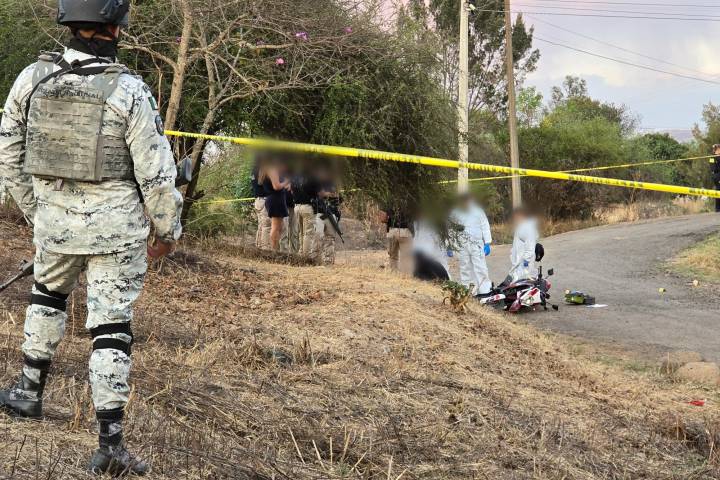 Motociclista es asesinado a balazos en La Estancia; portaba arma y droga