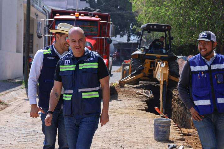 Renovación de red sanitaria en la colonia Mirador beneficia a cientos de familias morelianas: Adolfo Torres