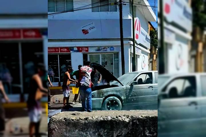 Se registra conato de incendio de auto, en salida a Charo