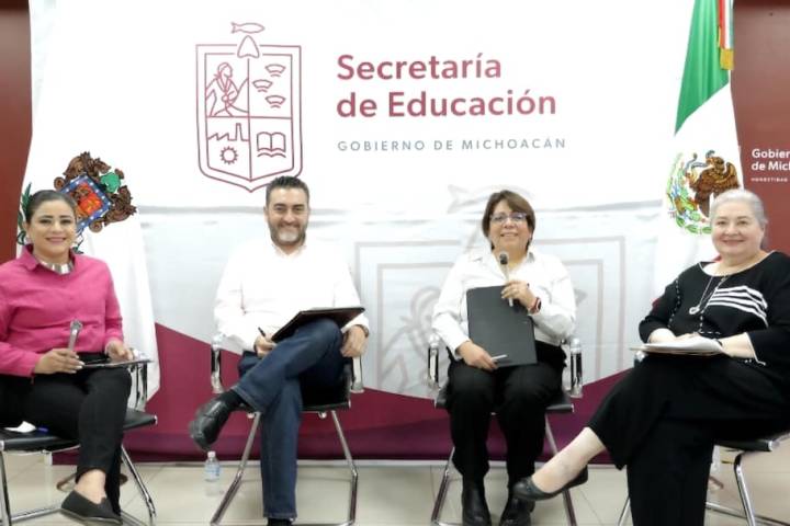 Panel fortalece cultura de la paz y salud mental: Gabriela Molina