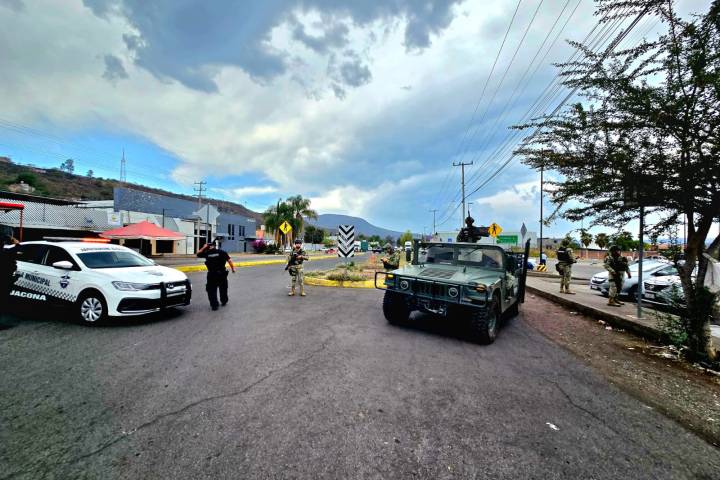 Delincuentes matan a tripulante de camioneta, en La Enramada I de Jacona
