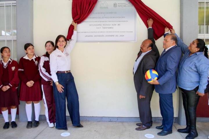 Becas e infraestructura fortalecen la educación en Michoacán: Gabriela Molina