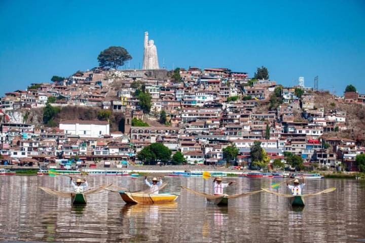 Janitzio invita a vivir el turismo comunitario esta Semana de Pascua