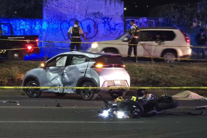 Motociclista muere tras choque contra auto en la Madero Poniente de Morelia