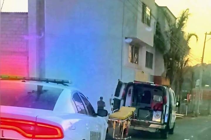 Motociclista muere tras ser arrollado por pickup en Tacámbaro; responsable huyó