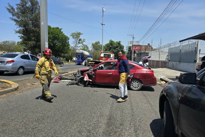 Automovilista queda herido tras choque en el Libramiento Norponiente de Morelia