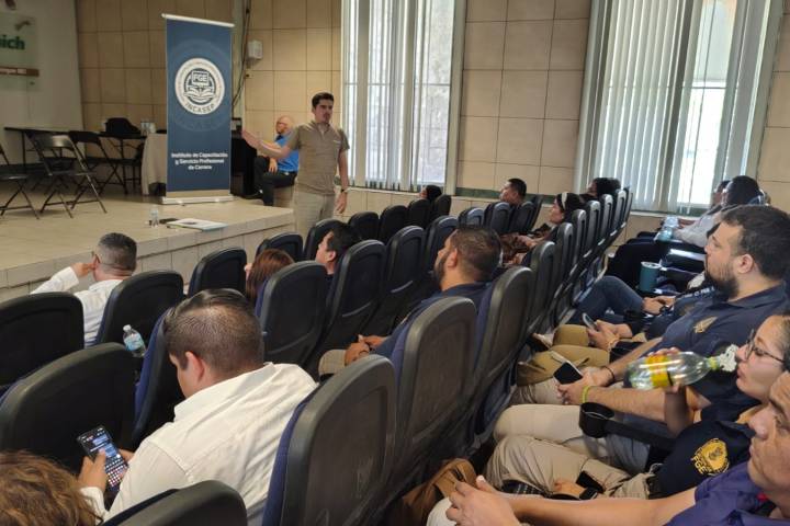 Fortalece FGE capacidades del personal en Apatzingán para la atención de conflictos vinculados a la violencia