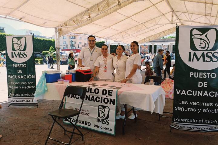 IMSS Michoacán inicia gran jornada de vacunación "Vacunar es Amar"
