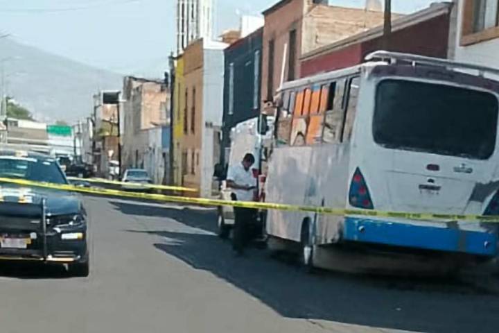 Adulto mayor muere cuando viajaba en un camión de pasajeros, en Morelia