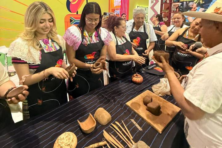Michoacán lidera el modelo de turismo comunitario en el Tianguis Turístico