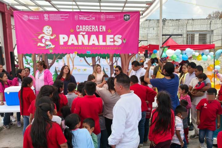 Conmemoran Día de la Niñez en penales de Michoacán