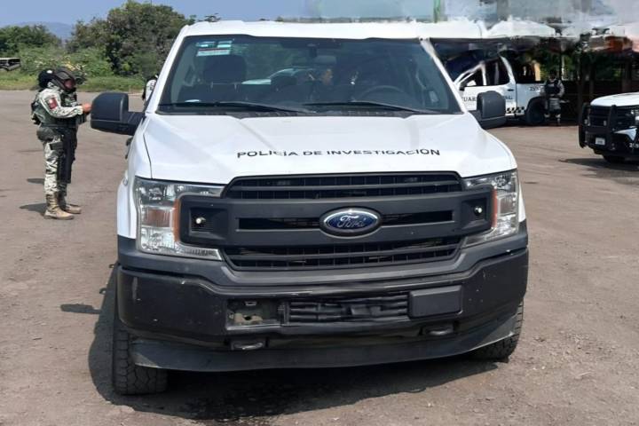 Hallan dos osamentas en presunta fosa clandestina en Cenobio Moreno, Apatzingán