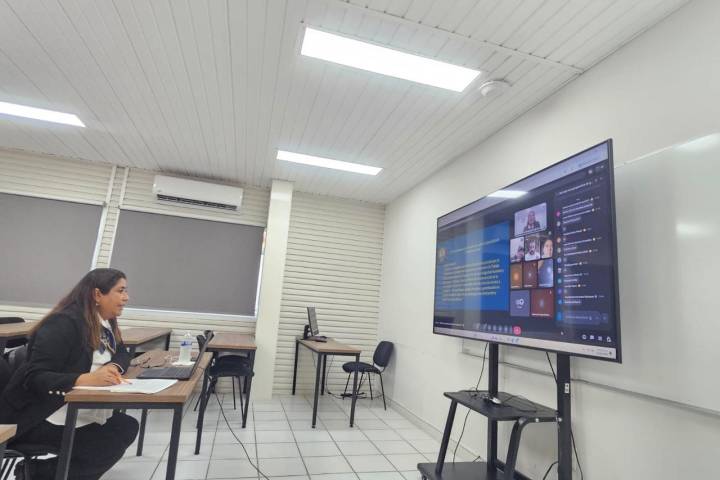 Fortalece Carlos Torres Piña actuación del personal con capacitación en peritaje con perspectiva de género