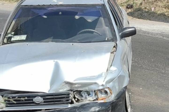 Se registra choque entre dos vehículos en Morelia, salida a Mil Cumbres