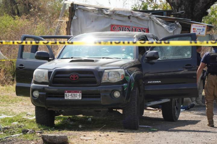 Dos hombres muertos y dos menores heridas, saldo de ataque armado en Zamora